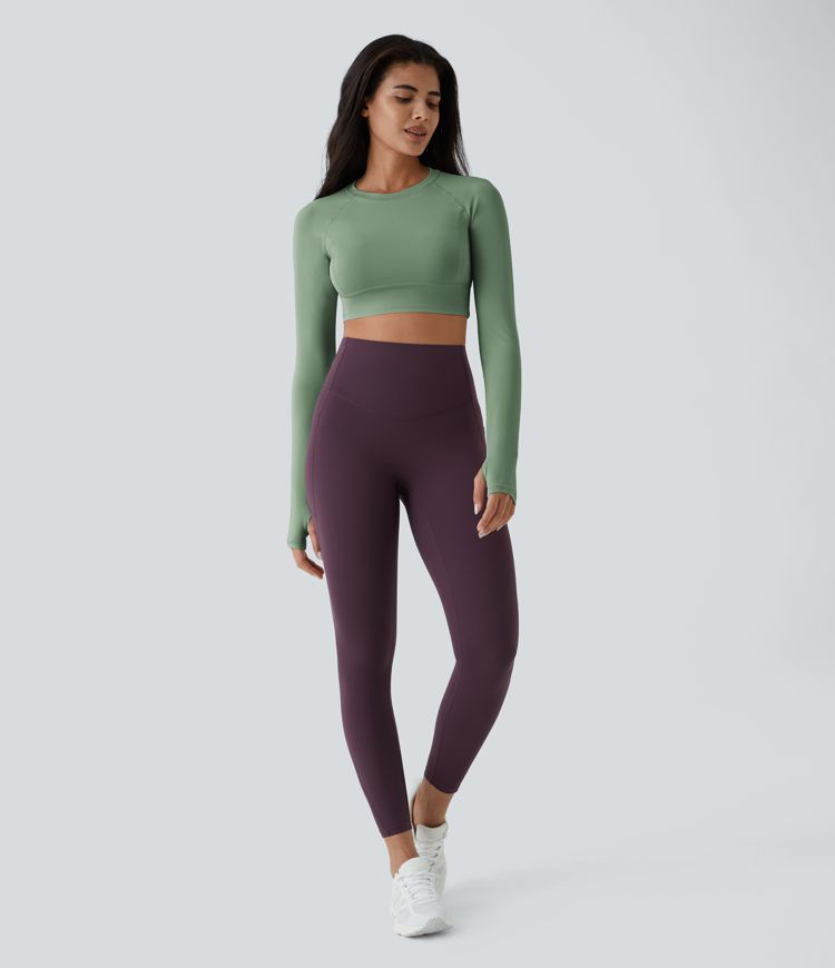 In My Feels schlichtes, kurz geschnittenes Sporttop mit Daumenloch