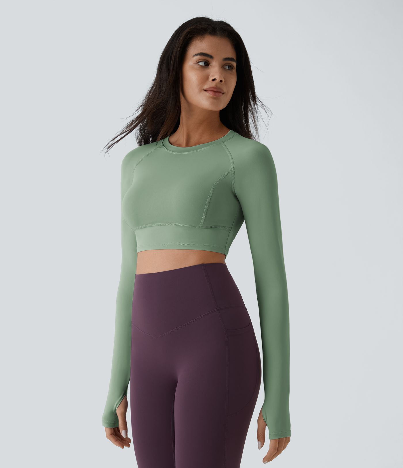 In My Feels schlichtes, kurz geschnittenes Sporttop mit Daumenloch