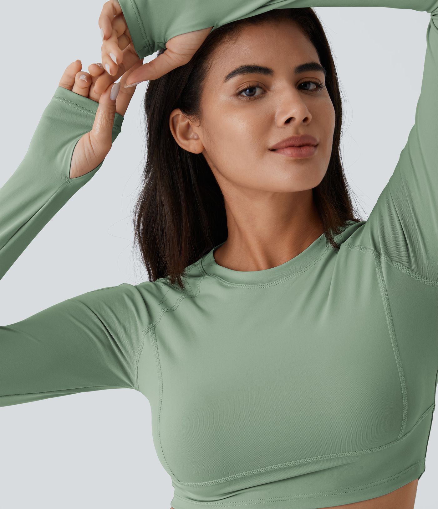 In My Feels schlichtes, kurz geschnittenes Sporttop mit Daumenloch