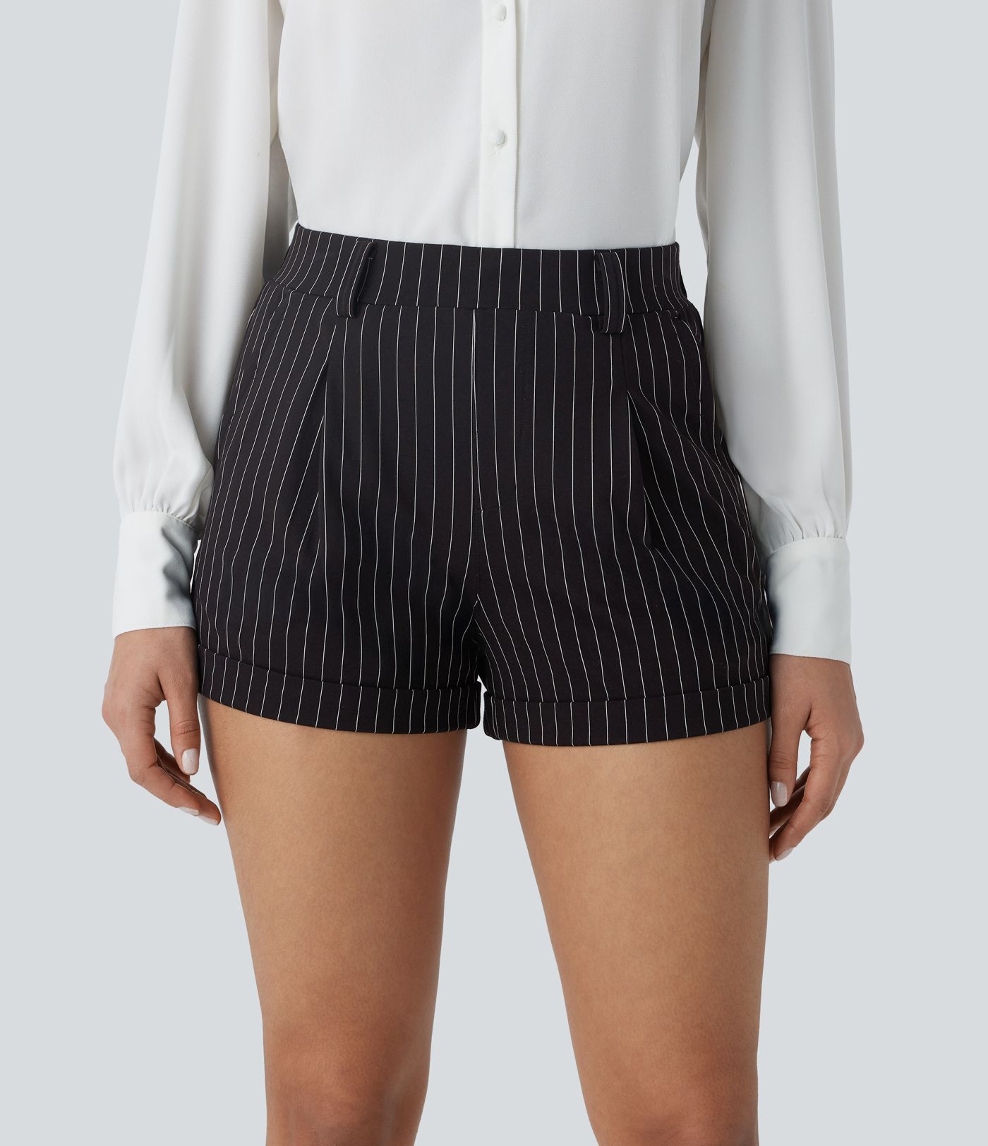 Short rayé de travail 7,5cm taille haute avec poches latérales toucher frais