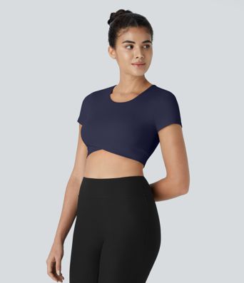 Softlyzero™ Plush Kurz geschnittenes Sportoberteil mit Crossover-Saum