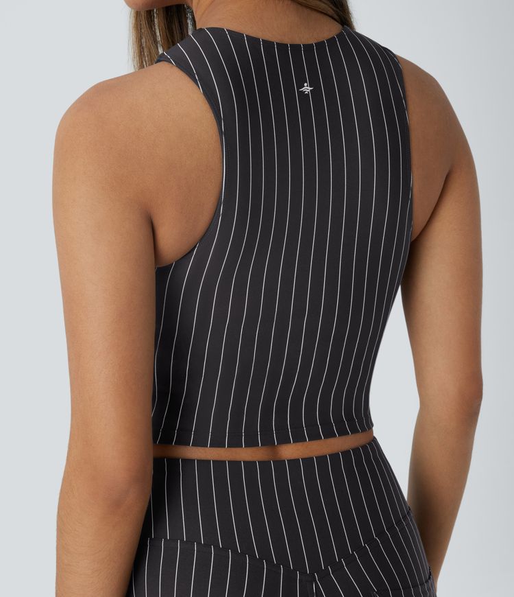 Haut de sport court et froncé à rayures et à effet cool touch pour le yoga