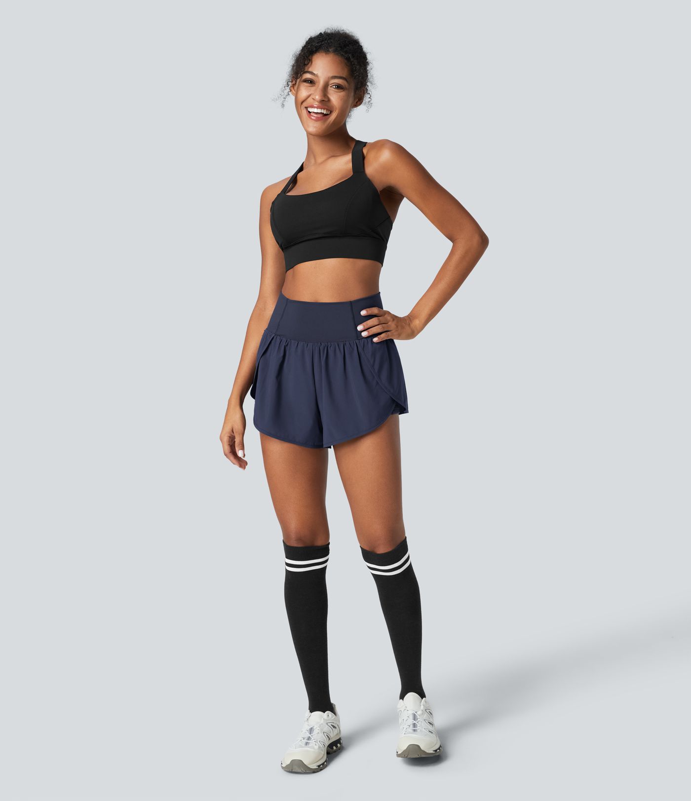 Breezeful™ 2-in-1 Yoga-Shorts mit hoher Taille, überkreuzten Blütenblättern und Seitentaschen, schnell trocknend