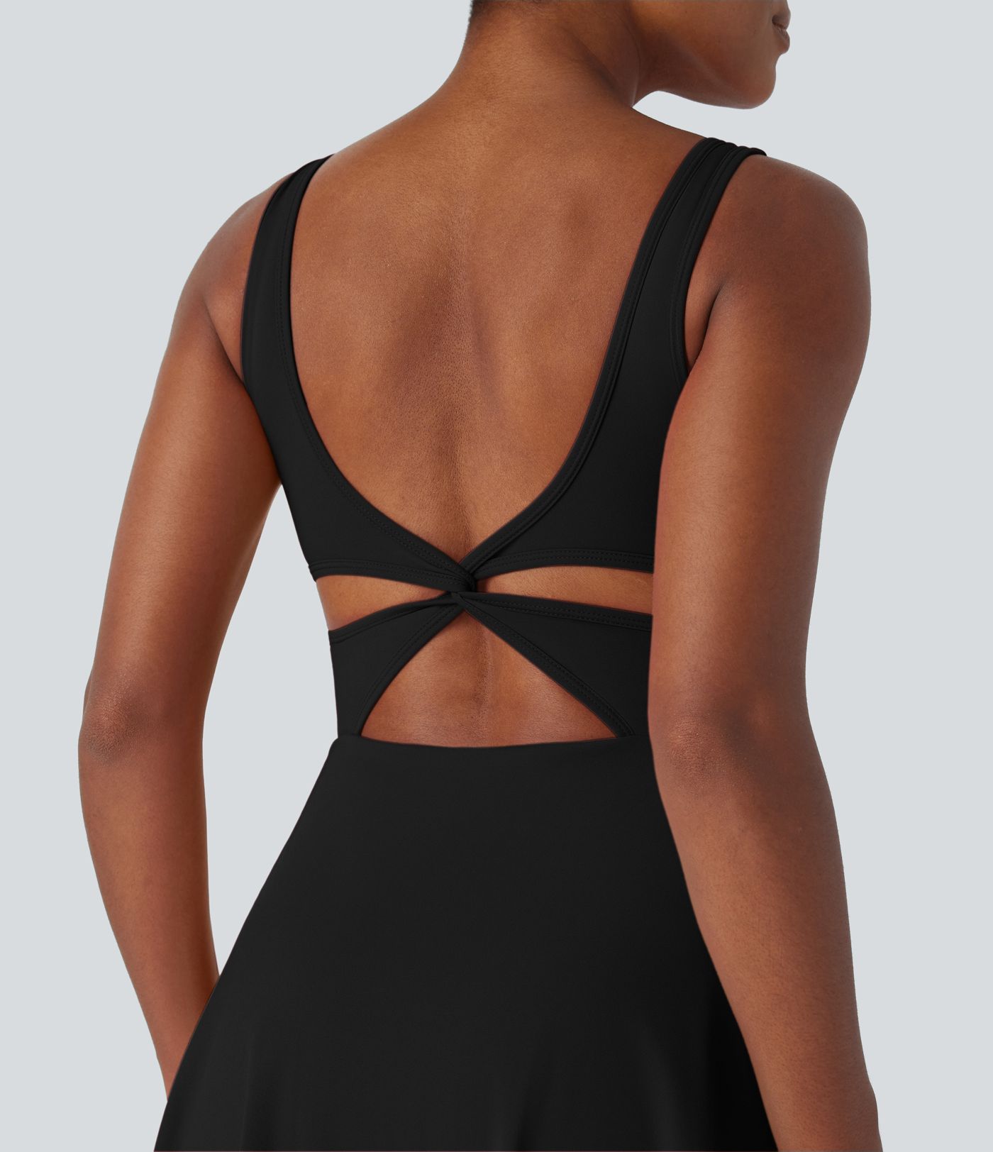 Softlyzero™ QuickDry - Ausgestelltes, gedrehtes, rückenfreies 2-in-1 Tennis-Aktivkleid mit Seitentasche und Cut-Out