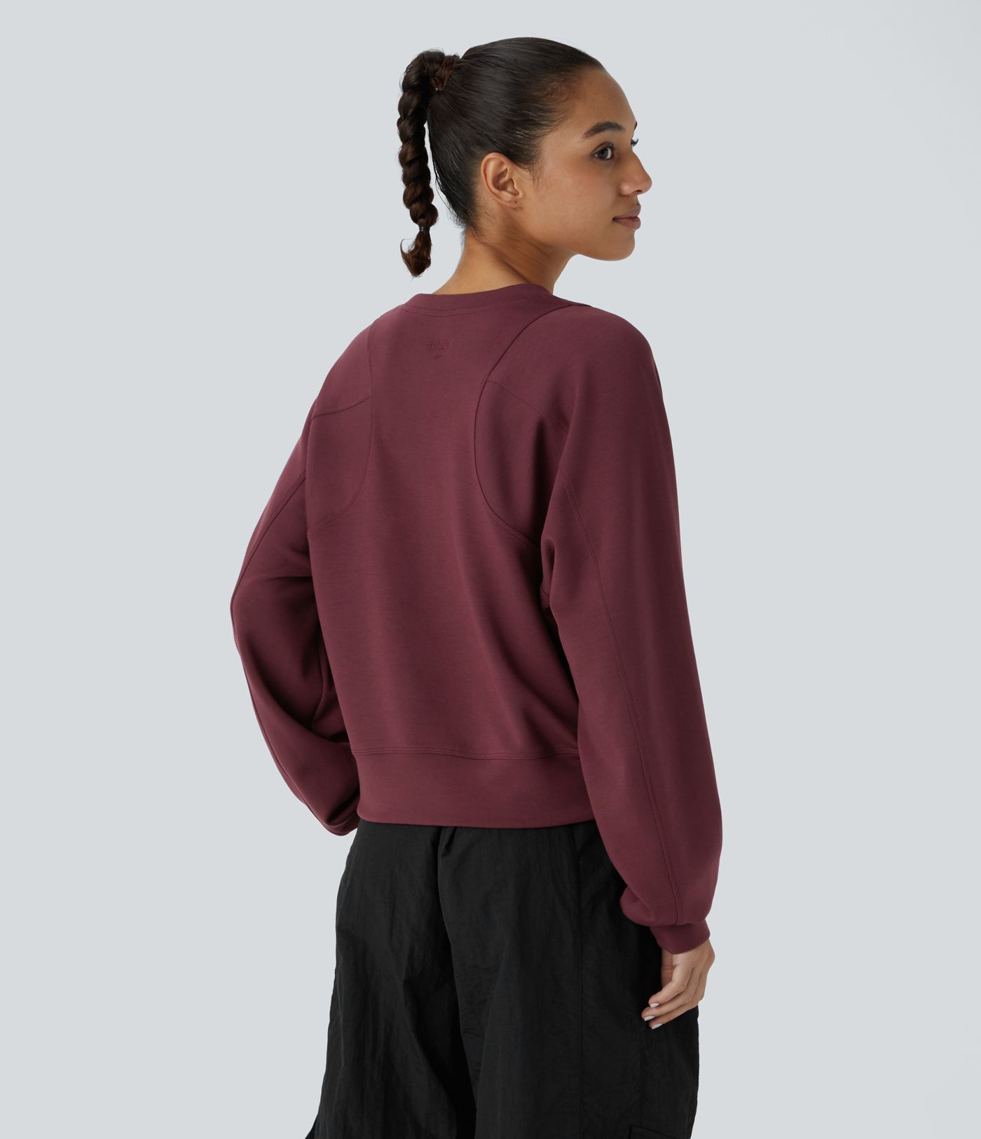 SpacerTek™ Velvet Round Neck Raglan Sleeve Solid Casual Sweatshirt