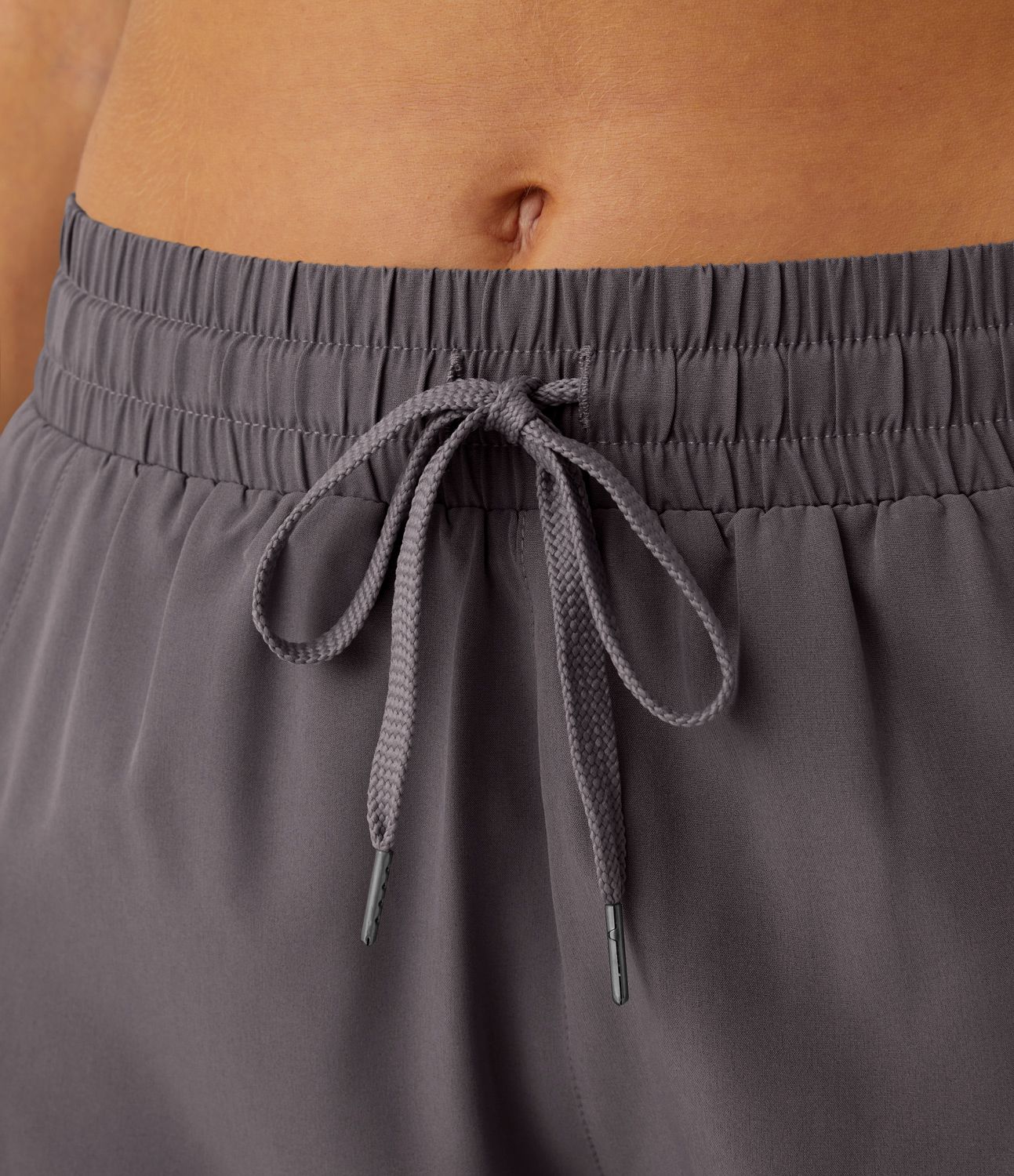 Mid Rise Drawstring Contrast Mesh 2-in-1 Flowy Running Shorts 3''