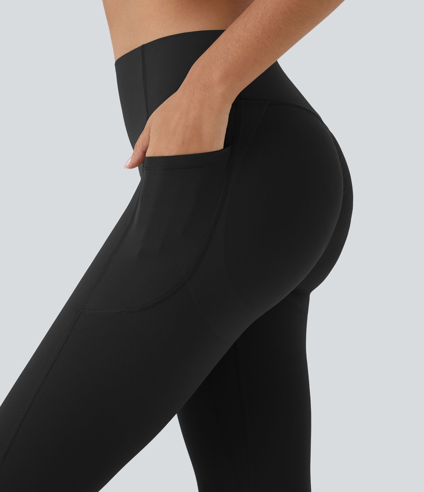 Halara UltraSculpt™ SoCinched Leggings de Capri d'Entraînement avec Contrôle du Ventre, Effet Push-up et Poches