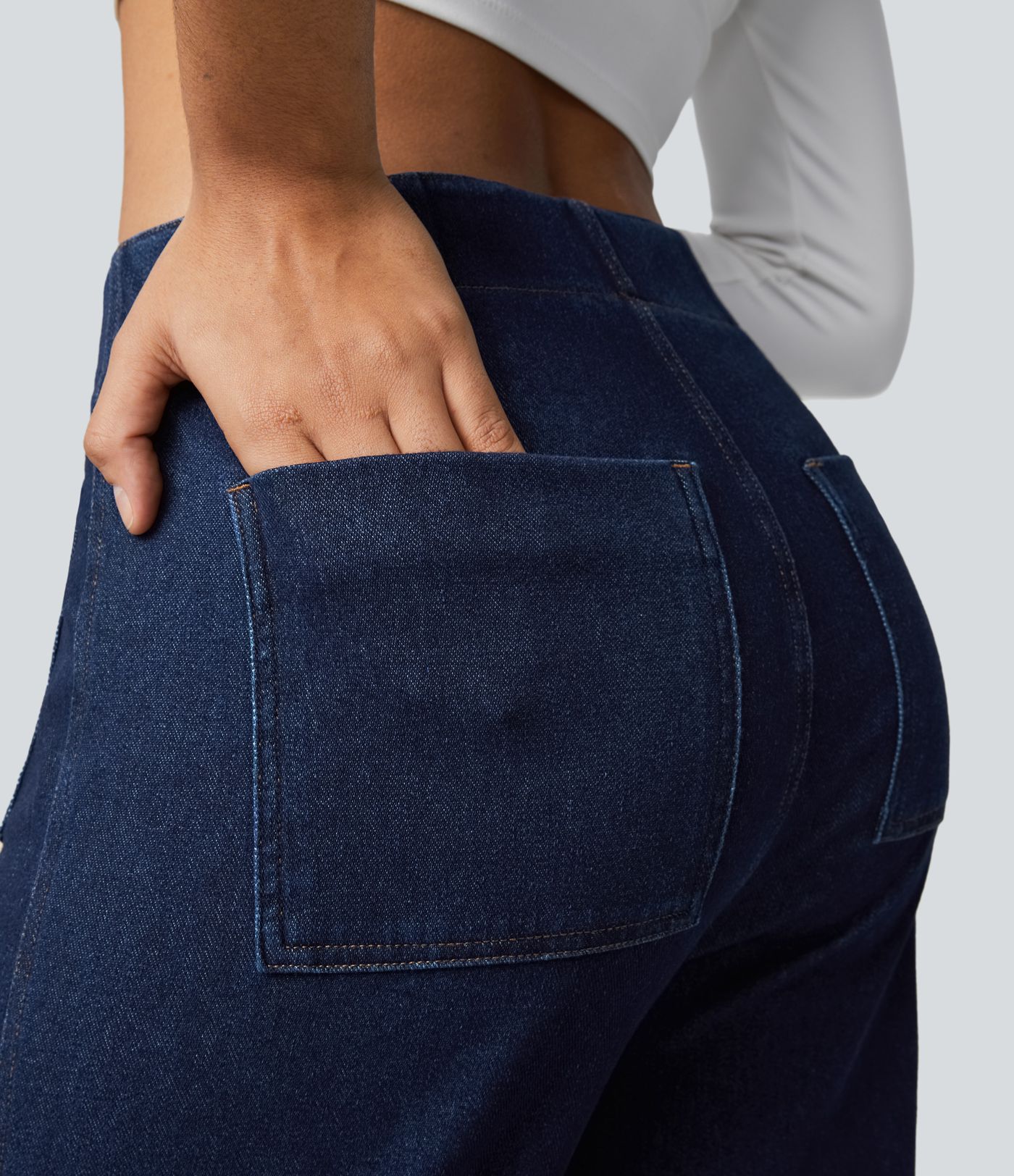 Halara Flex™ Lässige, ausgestellte Flared Jeans aus elastischem Strick-Denim mit hohem Bund, Knöpfe, weitem Bein und mehreren Taschen