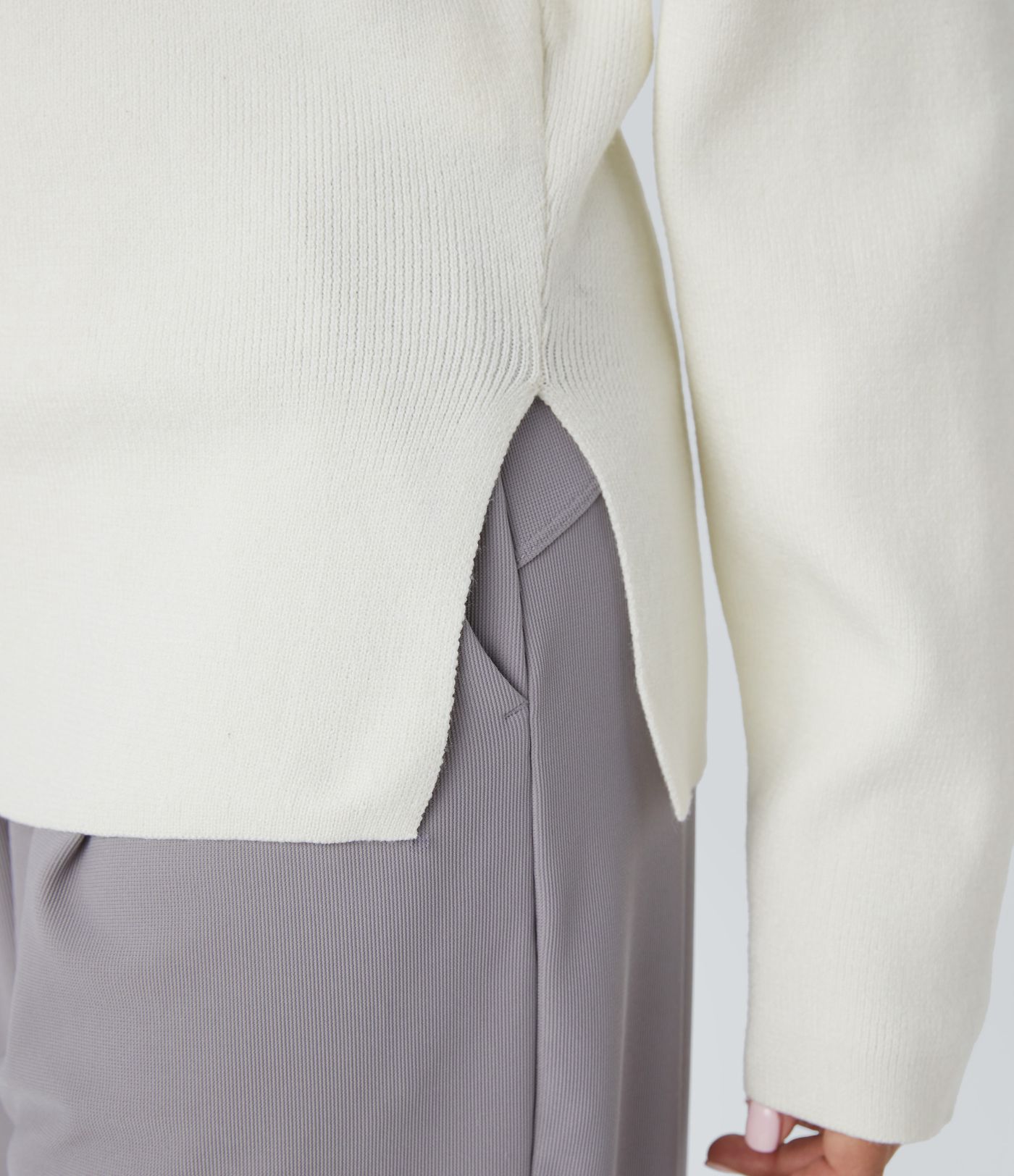 Suéter oficina dividido manga larga sin hombro