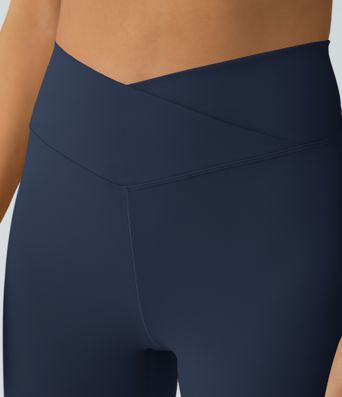 DayStretch Crossover High Waisted Pocket Leggings