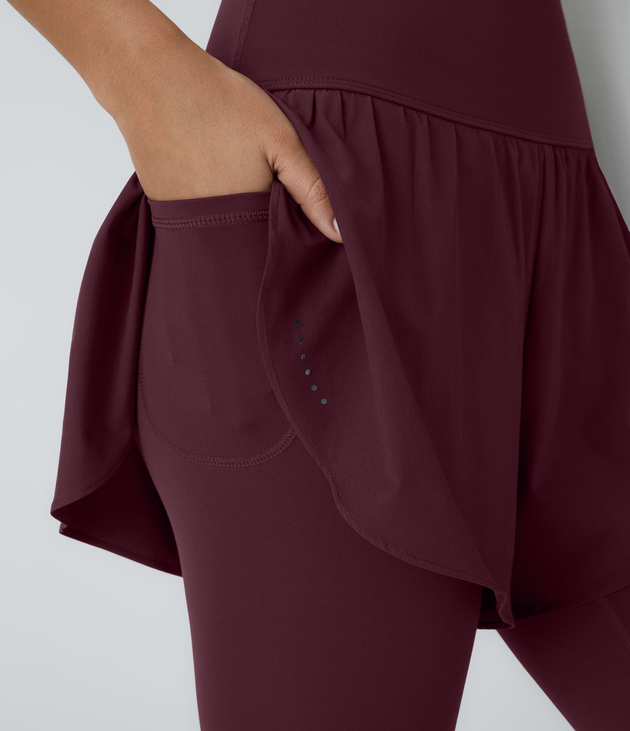 Breezeful™ High Waist Reflective Dot Side Pocket 2-in-1 7/8 Quick Dry Training Leggings