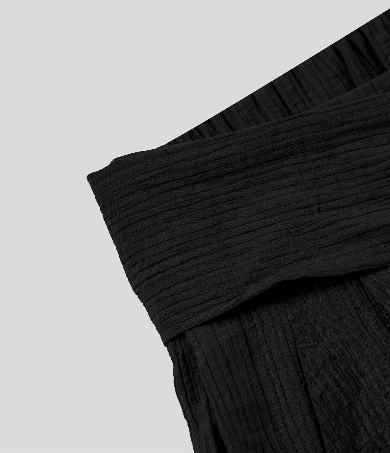 Hoch taillierter, lässiger Flowy Midirock mit Seitentaschen, Schlitz und Knoten vorne