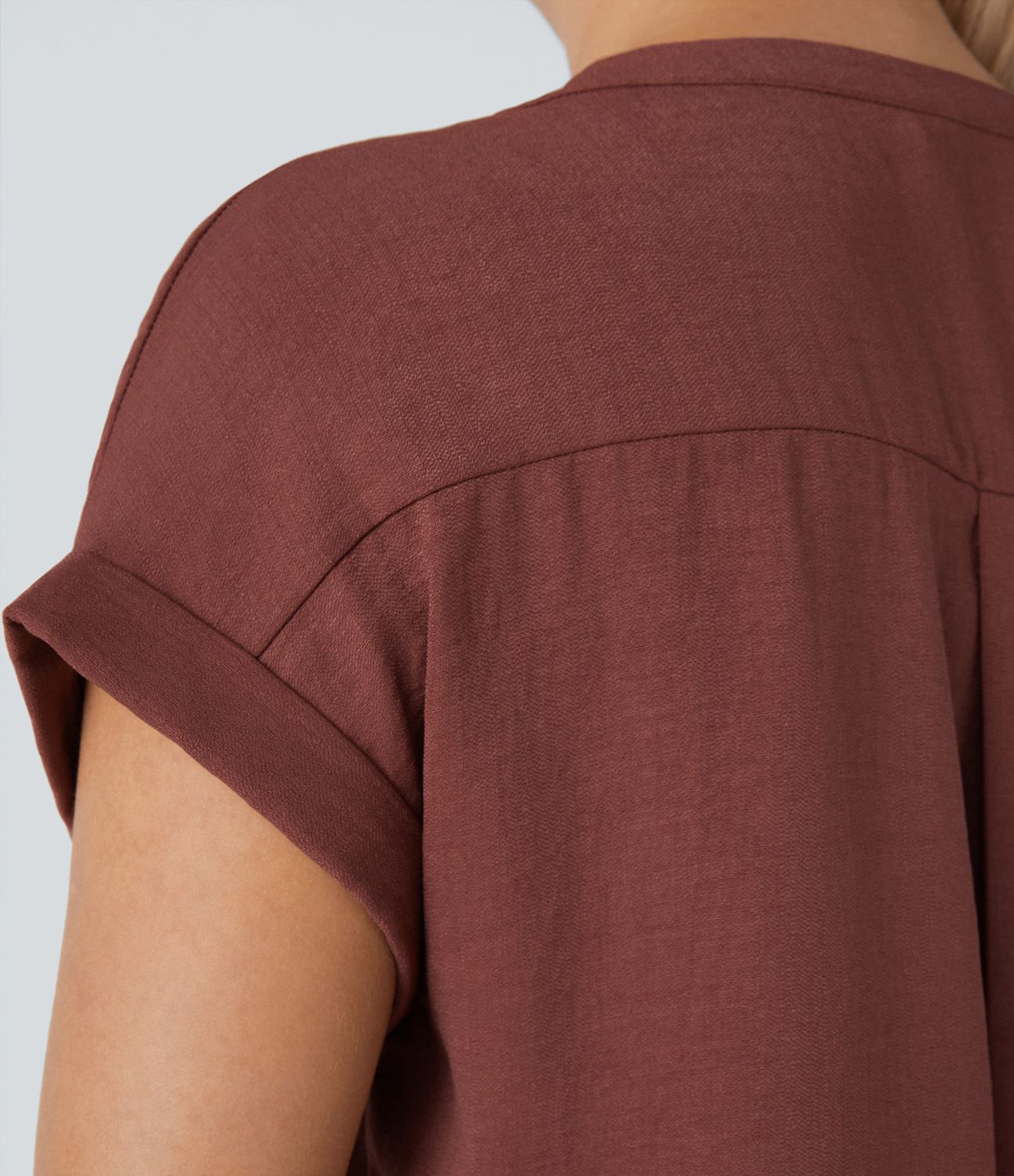 HENRY NECK HI-LOW CURVE BOTTOM CASUAL LINEN FEEL BLOUSE