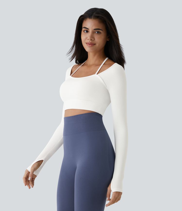 Top deportivo abierto con agujeros para el pulgar y cuello tipo halter