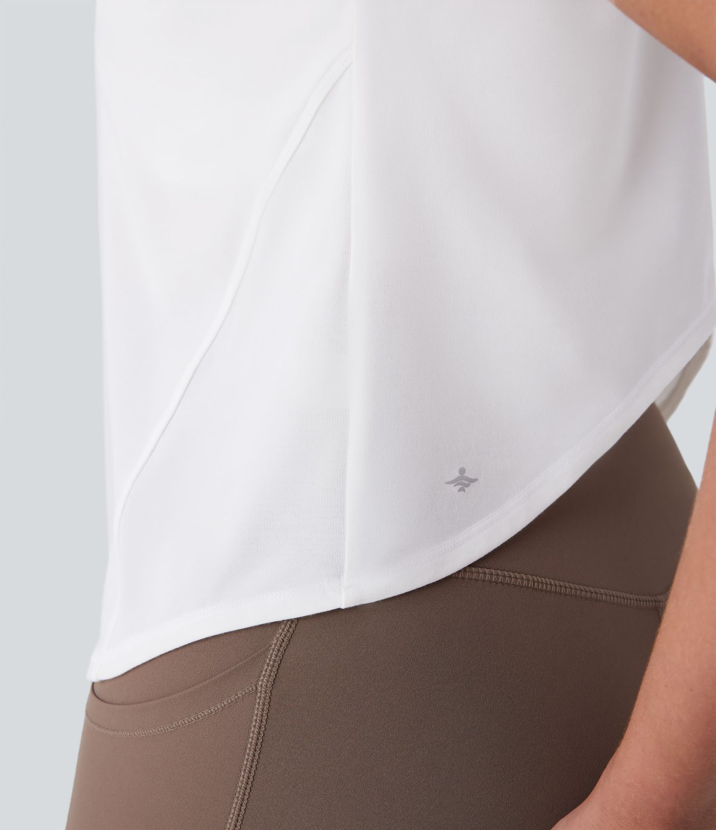 Front and Back Wearable V Shaped Hem Quick Dry Workout Tank Vest Top