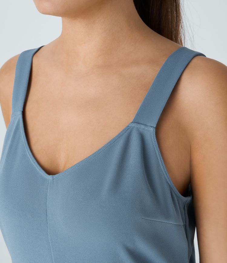 Adjustable V-neck strap backless multiple pocket waffle casual cargo jumpsuit