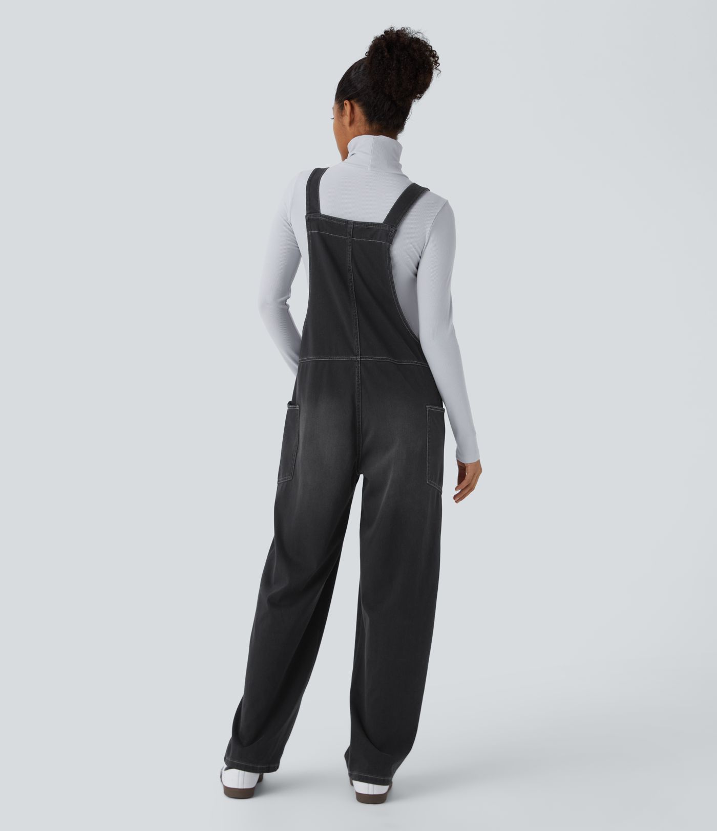 Halara Flex™ Peto casual de mezclilla con bolsillos lavados y cuello en V