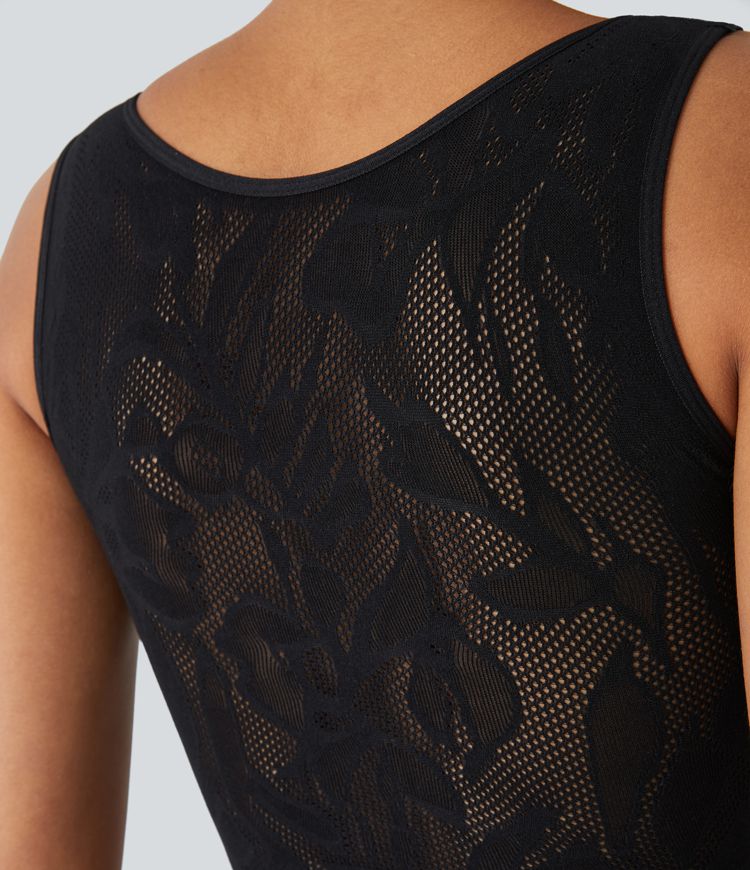 Nahtlos fließendes, lässiges Tanktop mit Cut-Outs