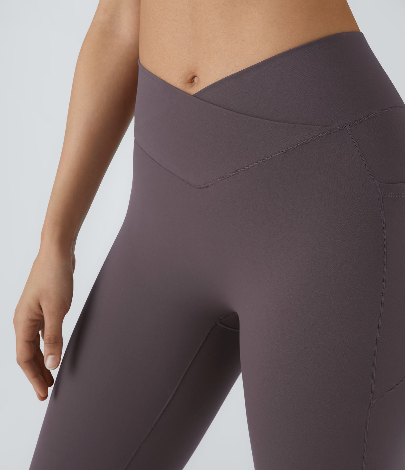 Patitoff™ 2.0 Pet Hair Resistant High Waisted Crossover Side Pocket Yoga Leggings