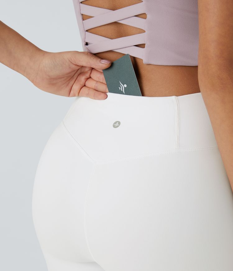 Leggings con cintura en V de tiro alto super acampanados con bolsillos 