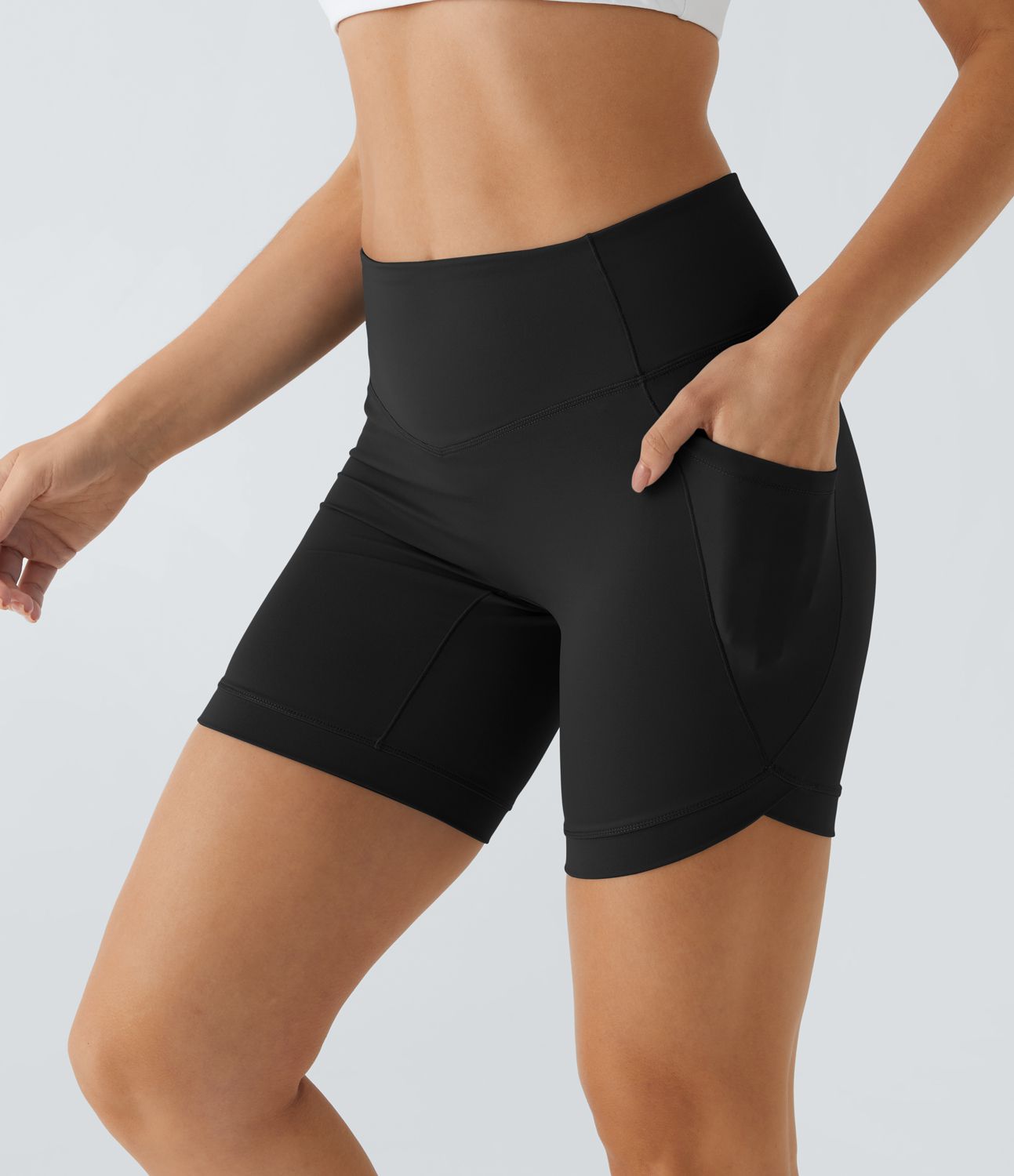 Softlyzero™ Airy high-waist side pocket criss-cross cool touch yoga biker shorts 7 parts