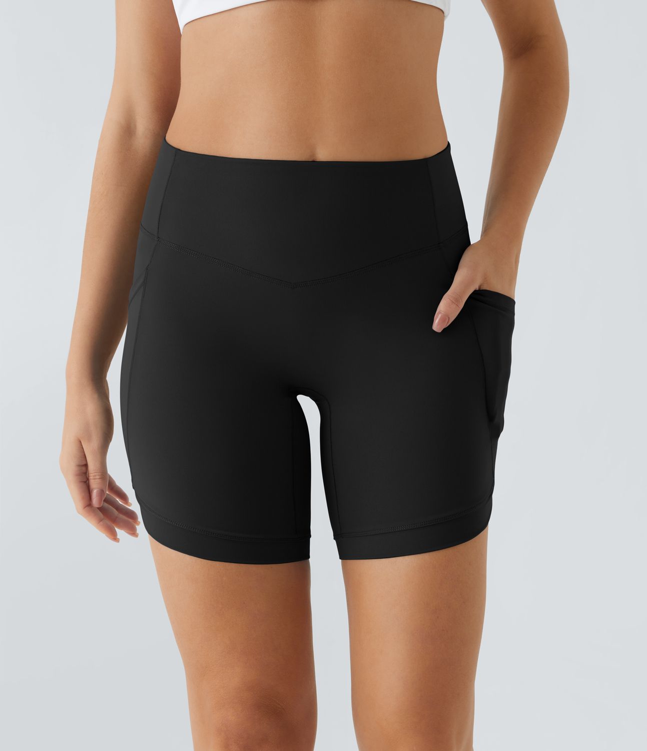 Softlyzero™ Airy high-waist side pocket criss-cross cool touch yoga biker shorts 7 parts