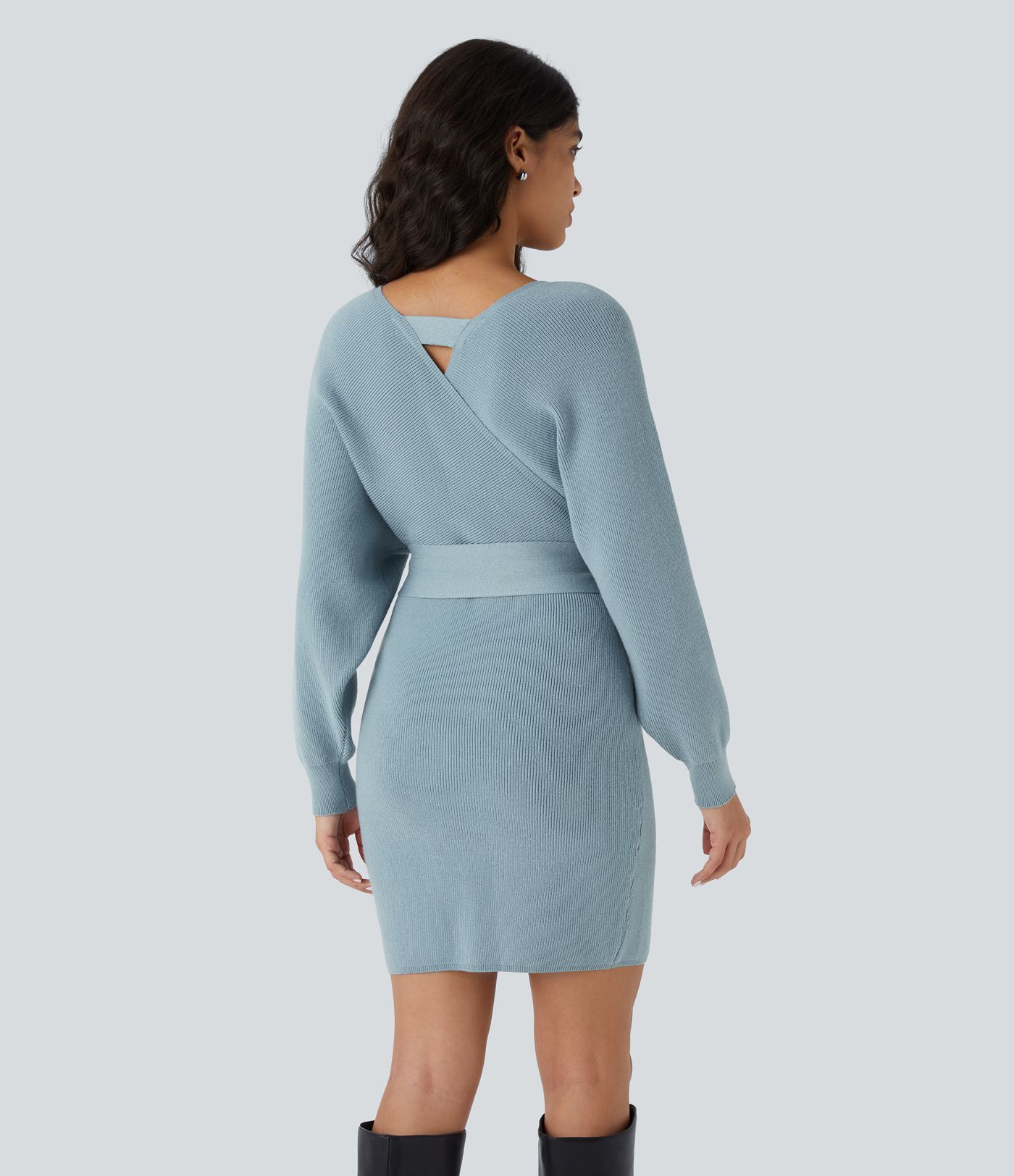 Vestido suéter corto cinturón manga larga cuello V cruzado murciélago