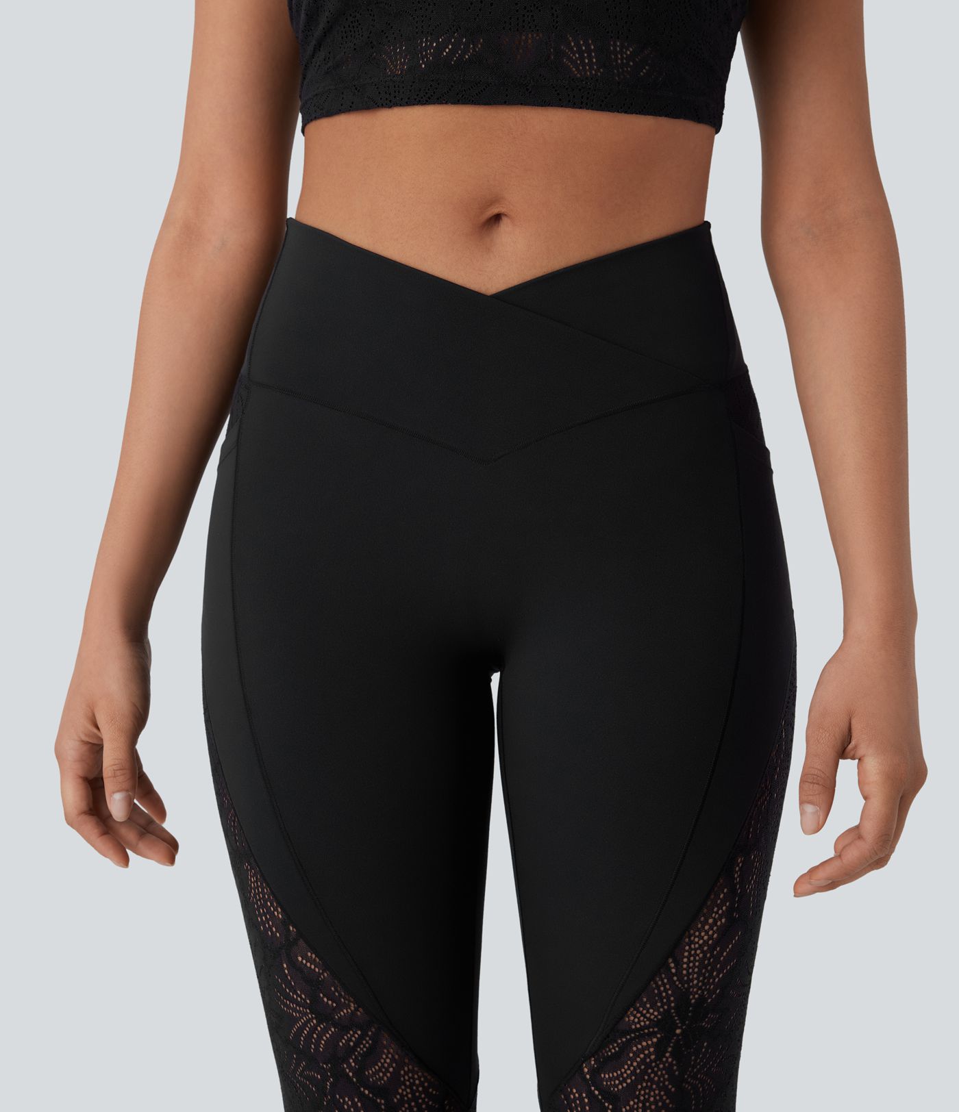 Legging de yoga 7/8 taille haute avec poches latérales, dos croisé et dentelle contrastante Softlyzero™-UPF50+