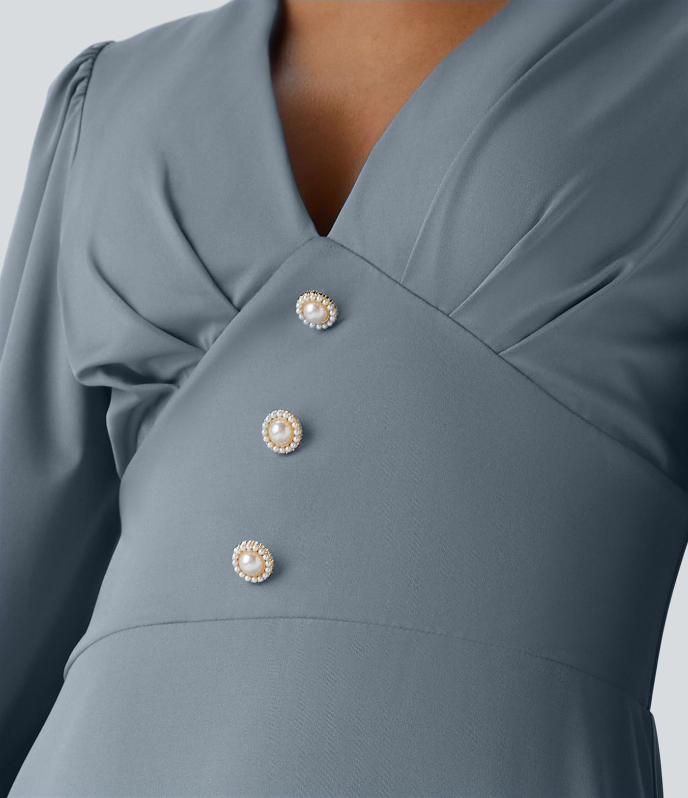 Robe mi-longue décontractée à col V, manches longues bouffantes et boutons décoratifs