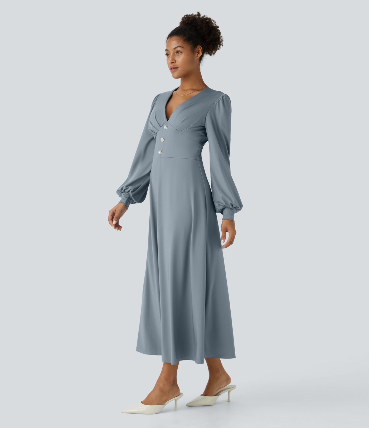 Robe mi-longue décontractée à col V, manches longues bouffantes et boutons décoratifs