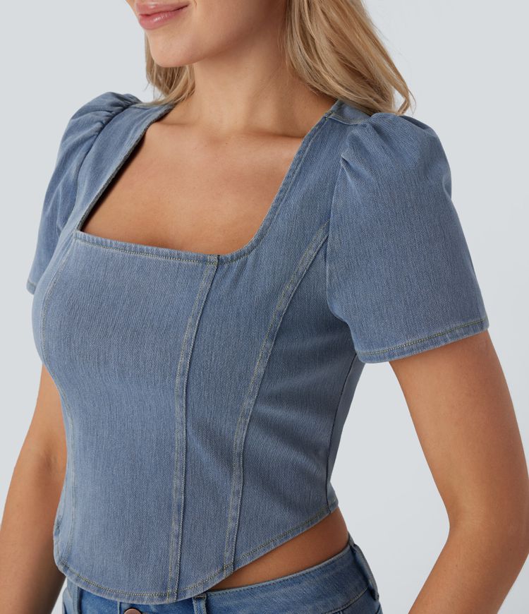 Blouse décontractée courte en maille extensible façon denim Flex™, col carré, manches courtes et ourlet arrondi