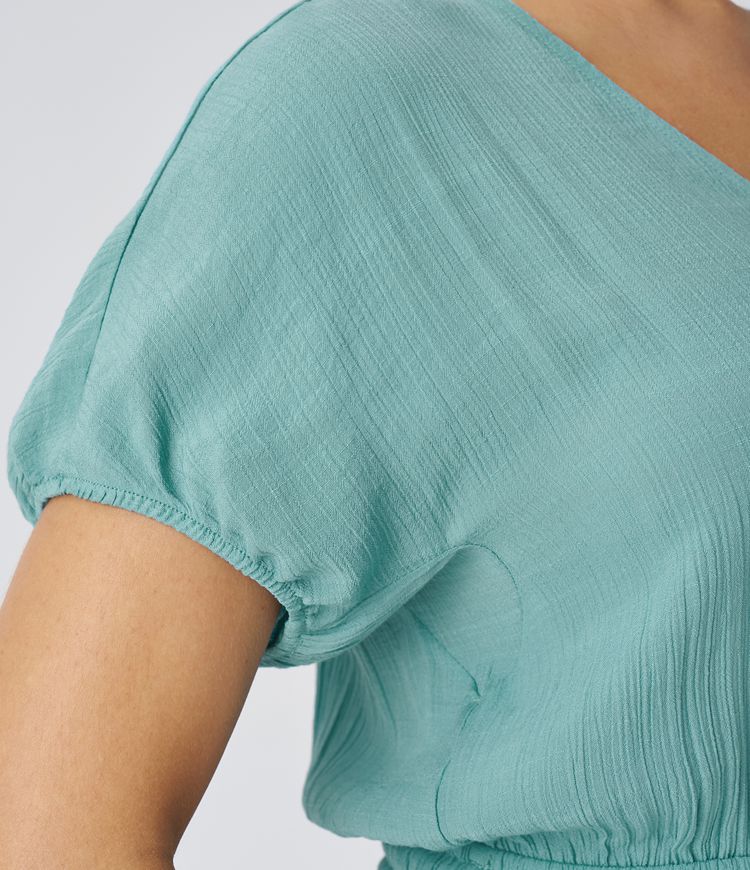 Plissierter, lässiger Jogger-Jumpsuit mit V-Ausschnitt, Schlüssellochrücken, kurzen Ärmeln, Kordelzug und Seitentaschen