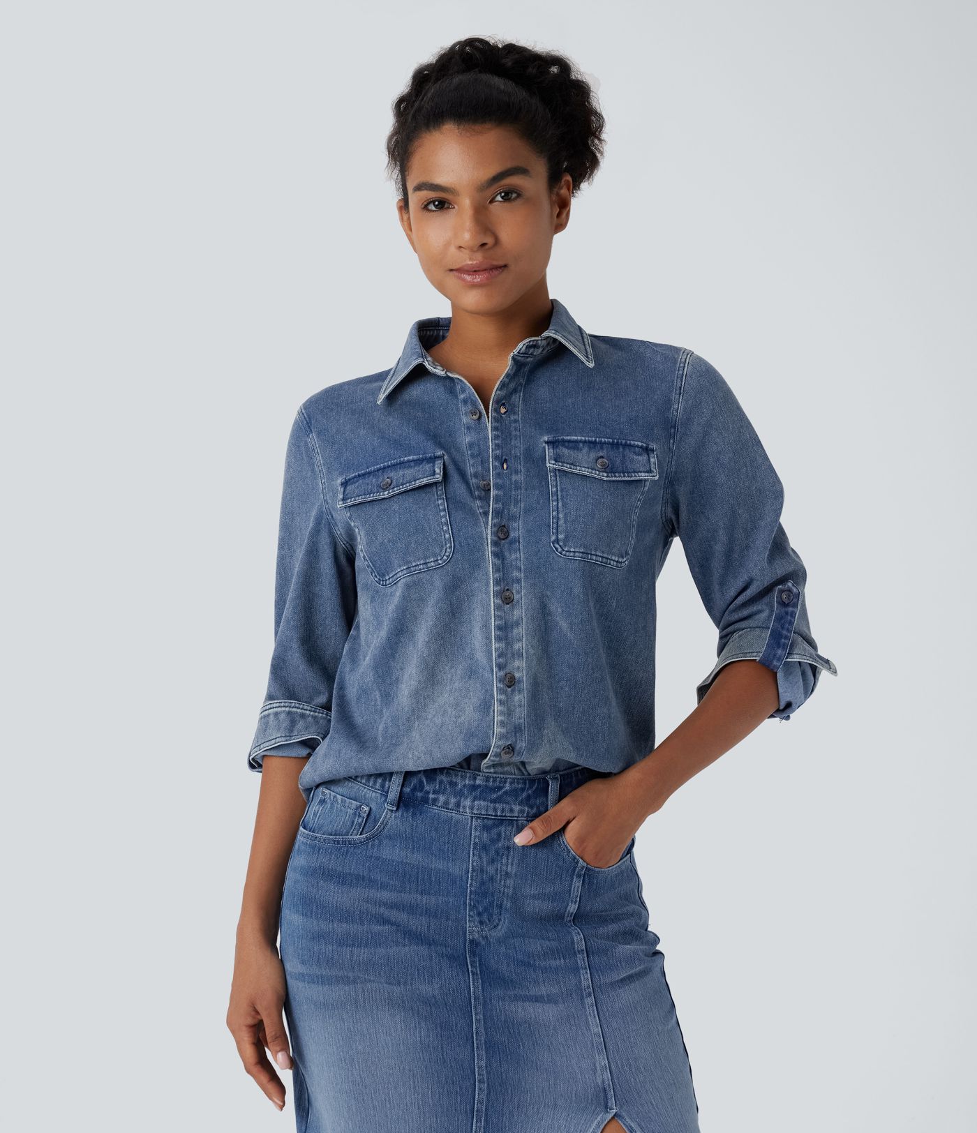 Camisa Halara Flex™ Denim mezclilla elástico tacto fresco bolsillo pecho botón manga larga cuello