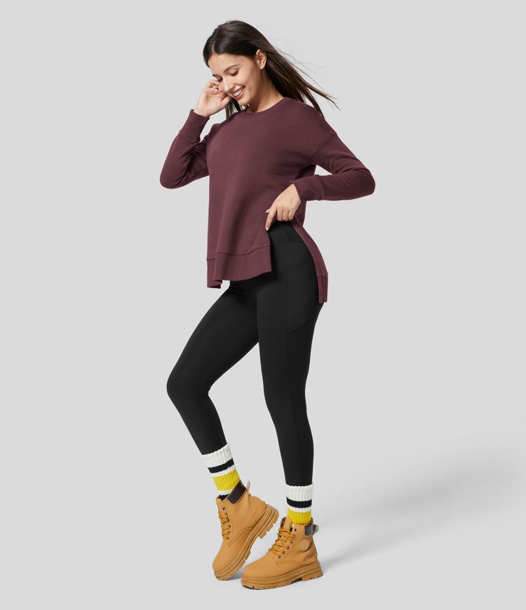 Casual cotton sweatshirt with round neck and side slit