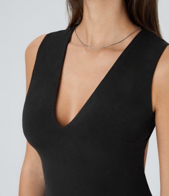 Body décolleté en V dos nu avec bretelles croisées