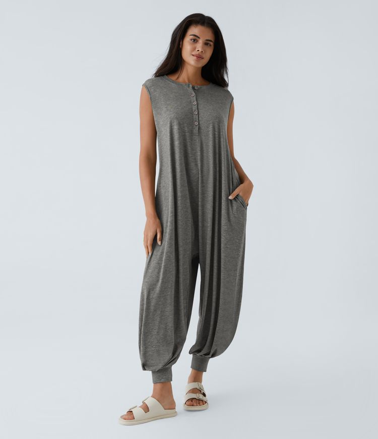 Jumpsuit ohne Ärmel mit Henley-Kragen und seitlicher Tasche