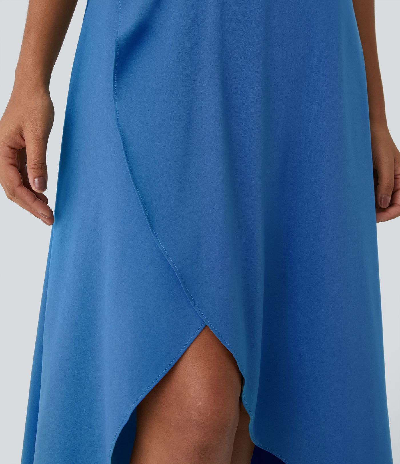 Falda Breezeful™ larga regular tiro alto volante alto bajo 2 en 1 fluida secado rápido