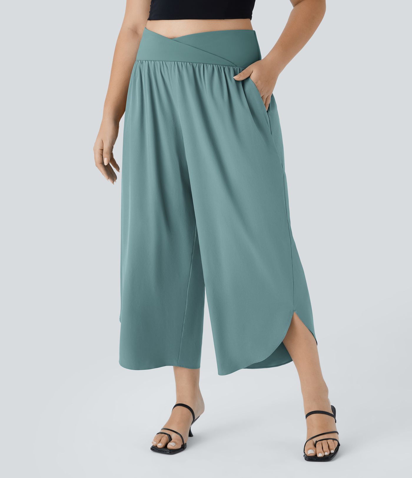 Breezeful™ High Waisted Crossover Pocket Quick Dry Plus Size Pants