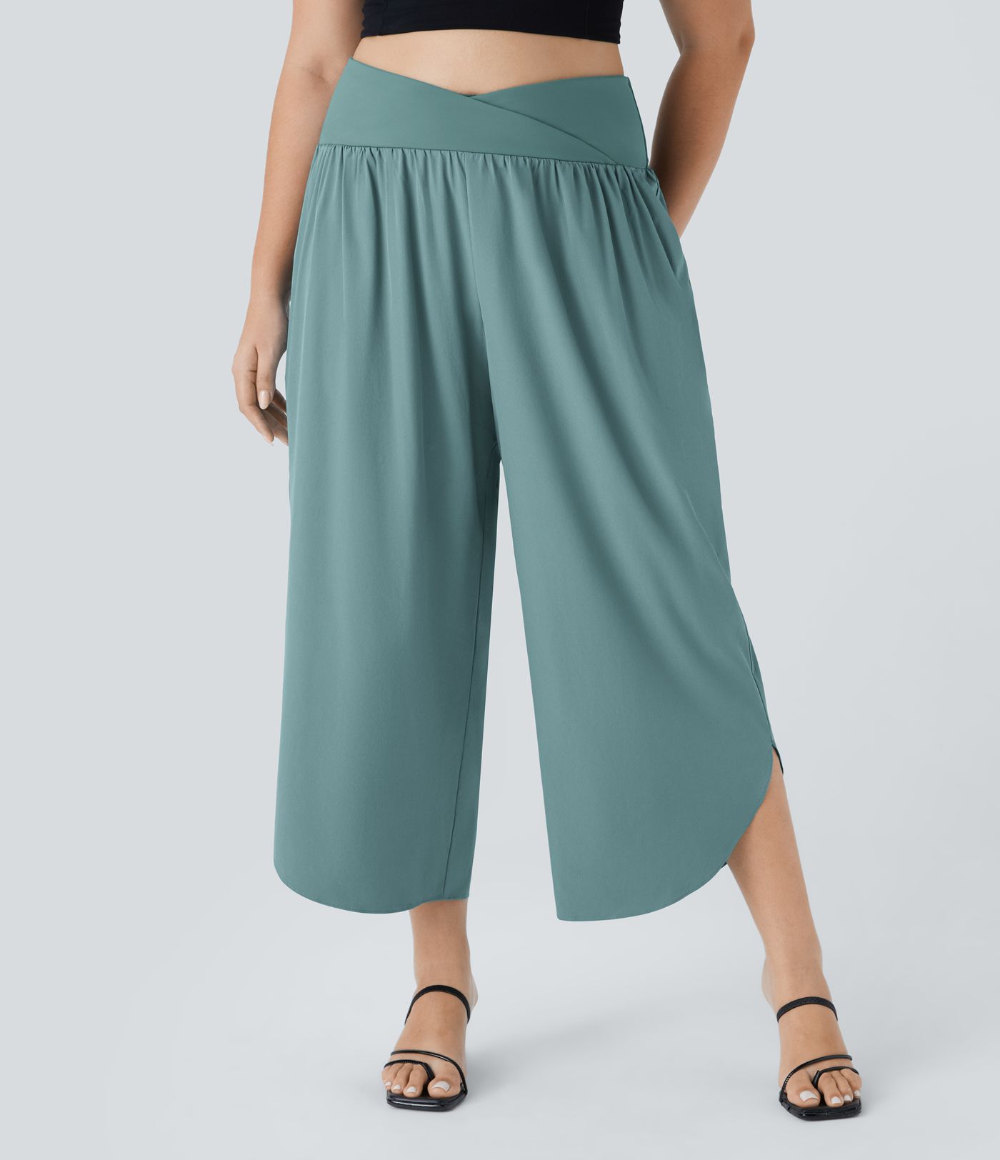 Breezeful™ High Waisted Crossover Pocket Quick Dry Plus Size Pants