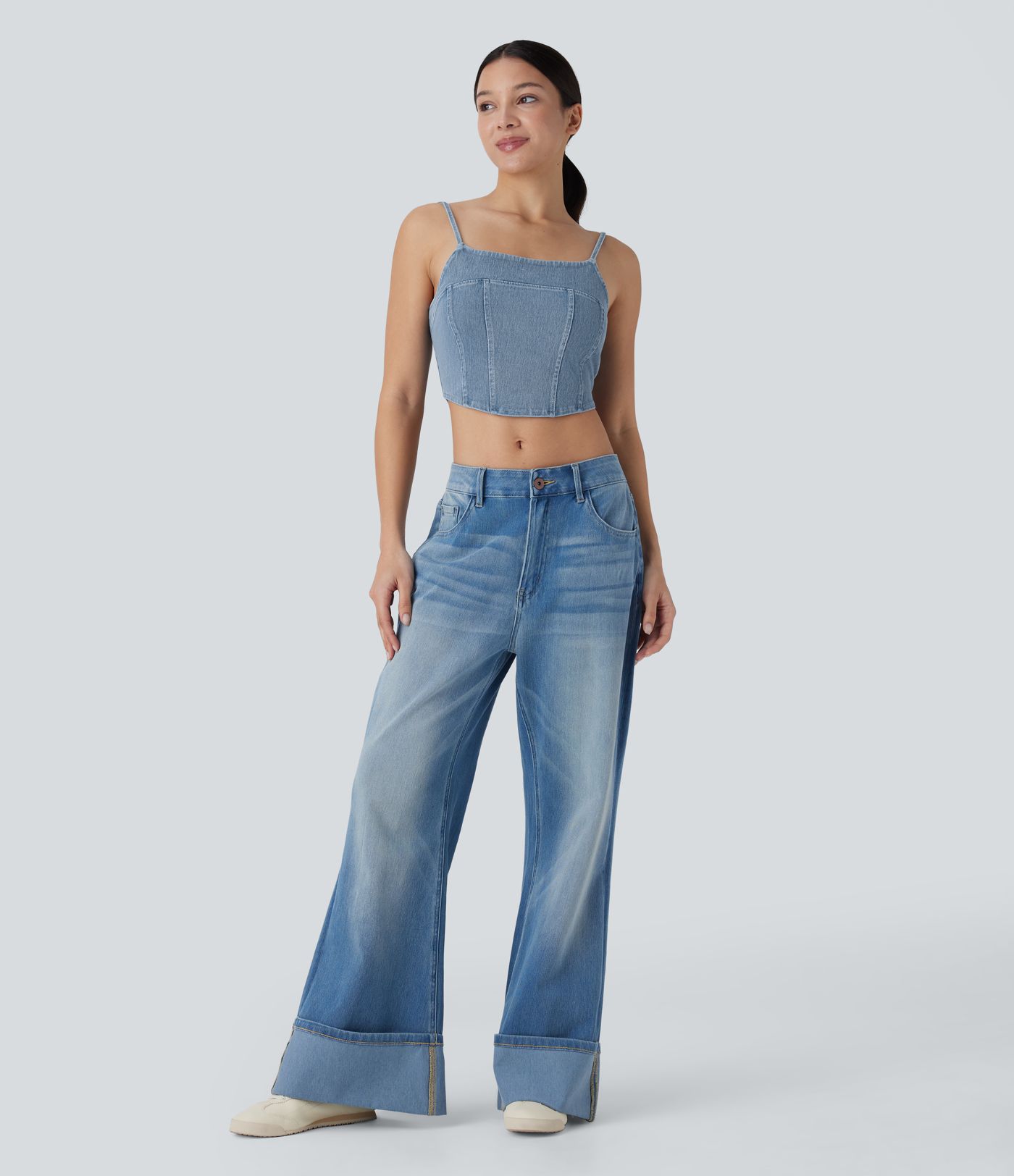 Top Halara Flex™ Denim corto mezclilla elástico sin espalda tirante ajustable