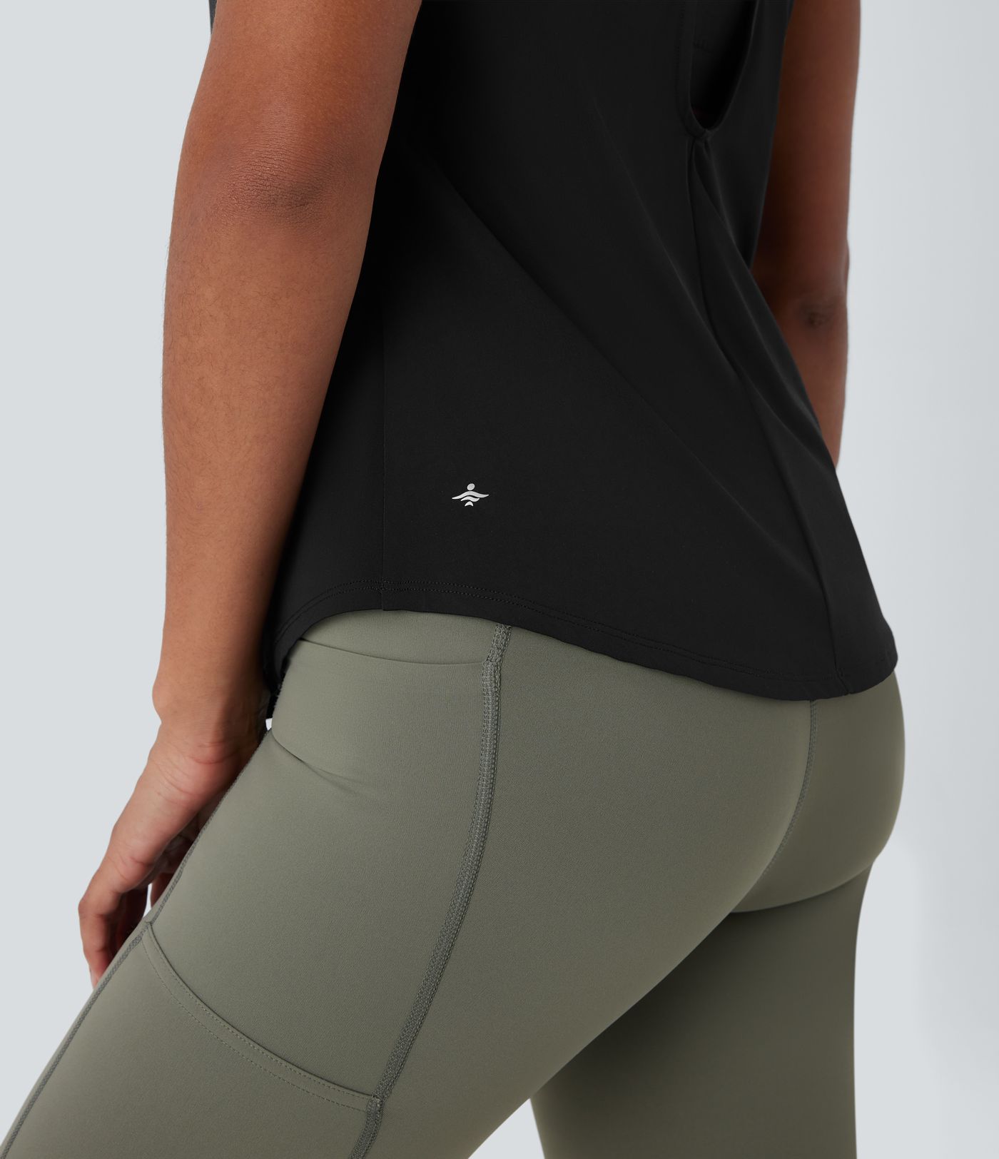 U Neck Curved Hem Cool Touch Yoga Tank Top-UPF50+