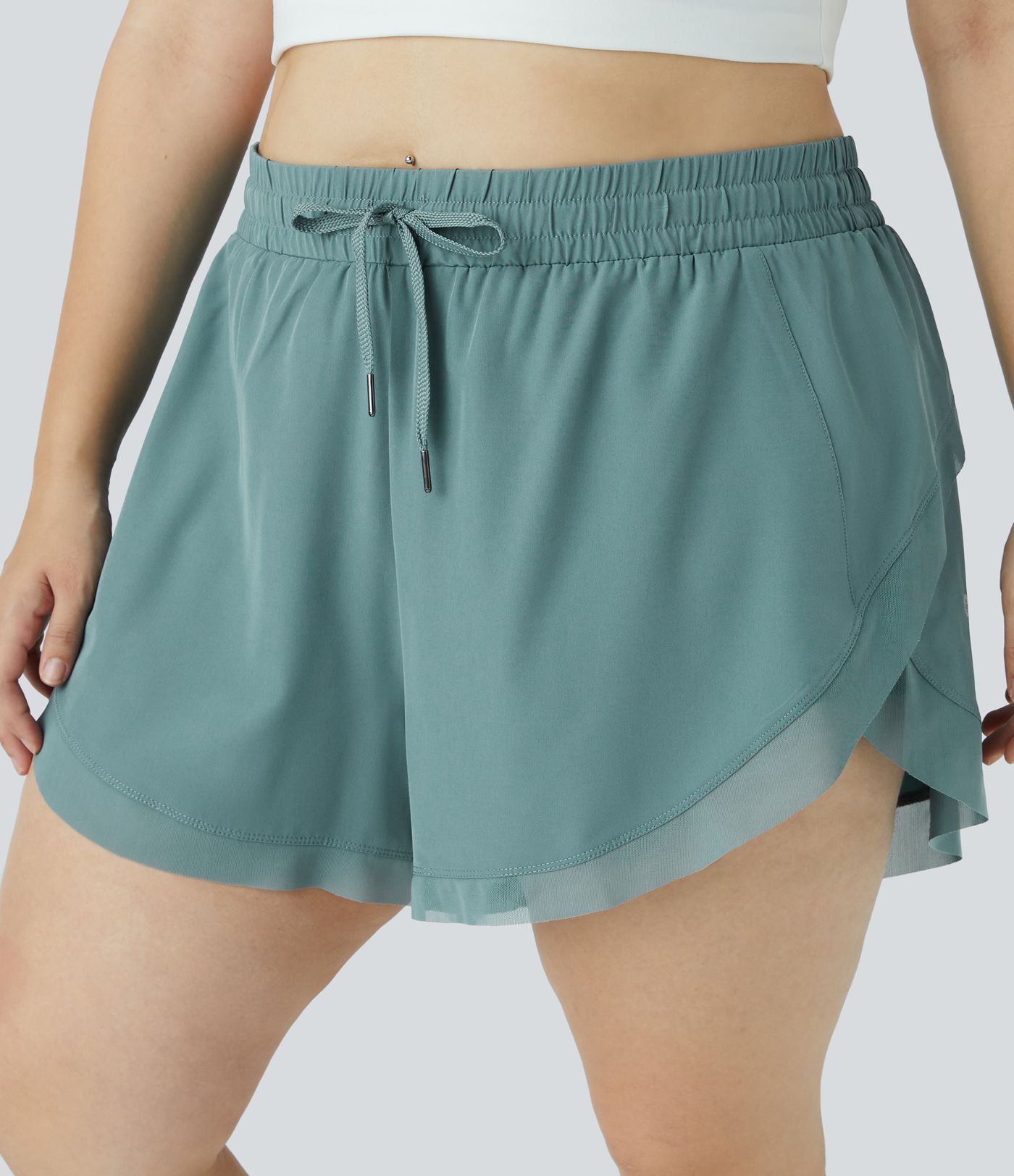 Drawstring Contrast Mesh 2-in-1 Plus Size Shorts 4"