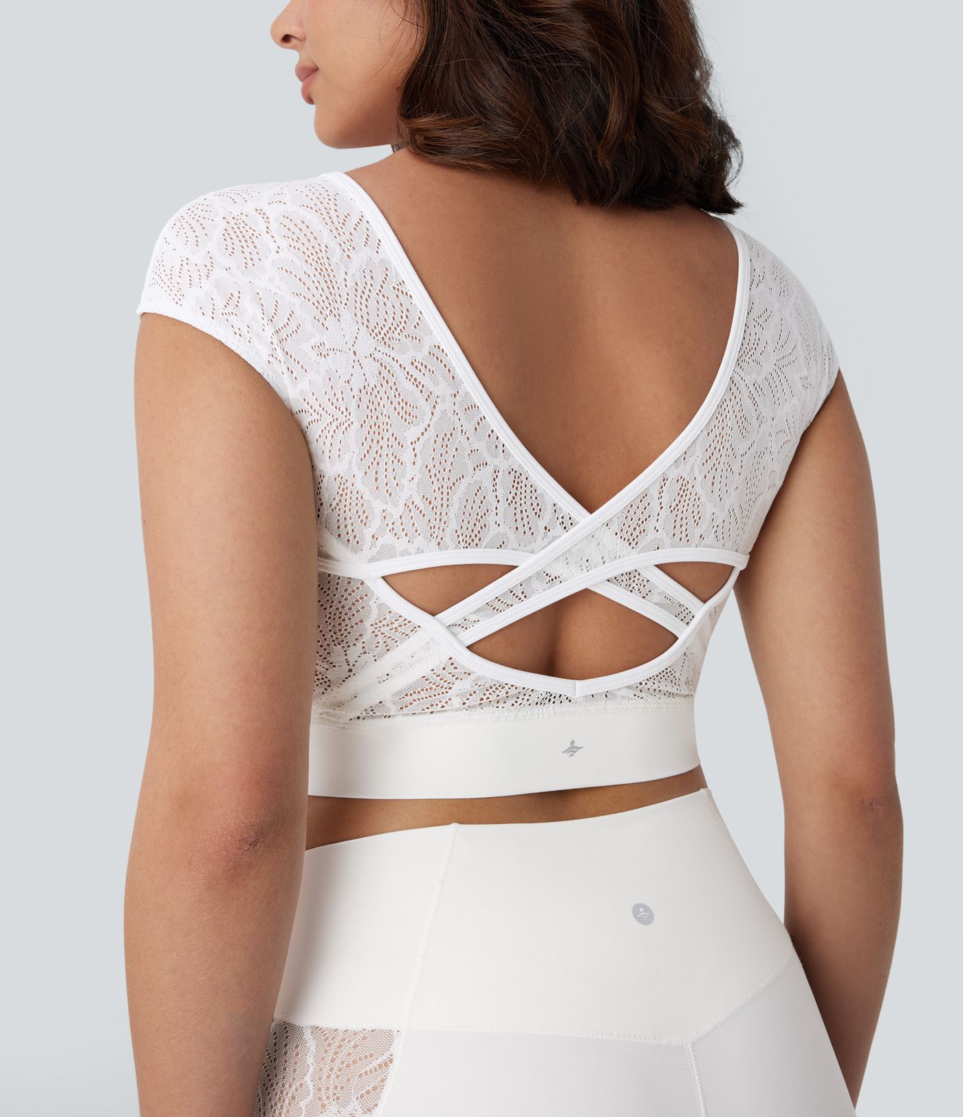 Softlyzero™ Backless Contrast Lace Crossover Hem Cropped Yoga Sports Top-UPF50+