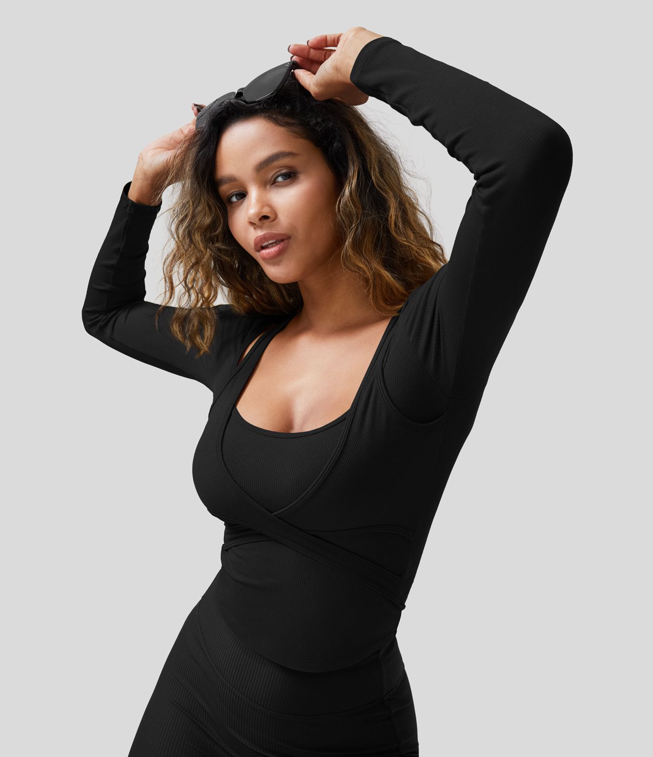 Ribbed knit square neck cut out long sleeve curved hem crop casual sports top