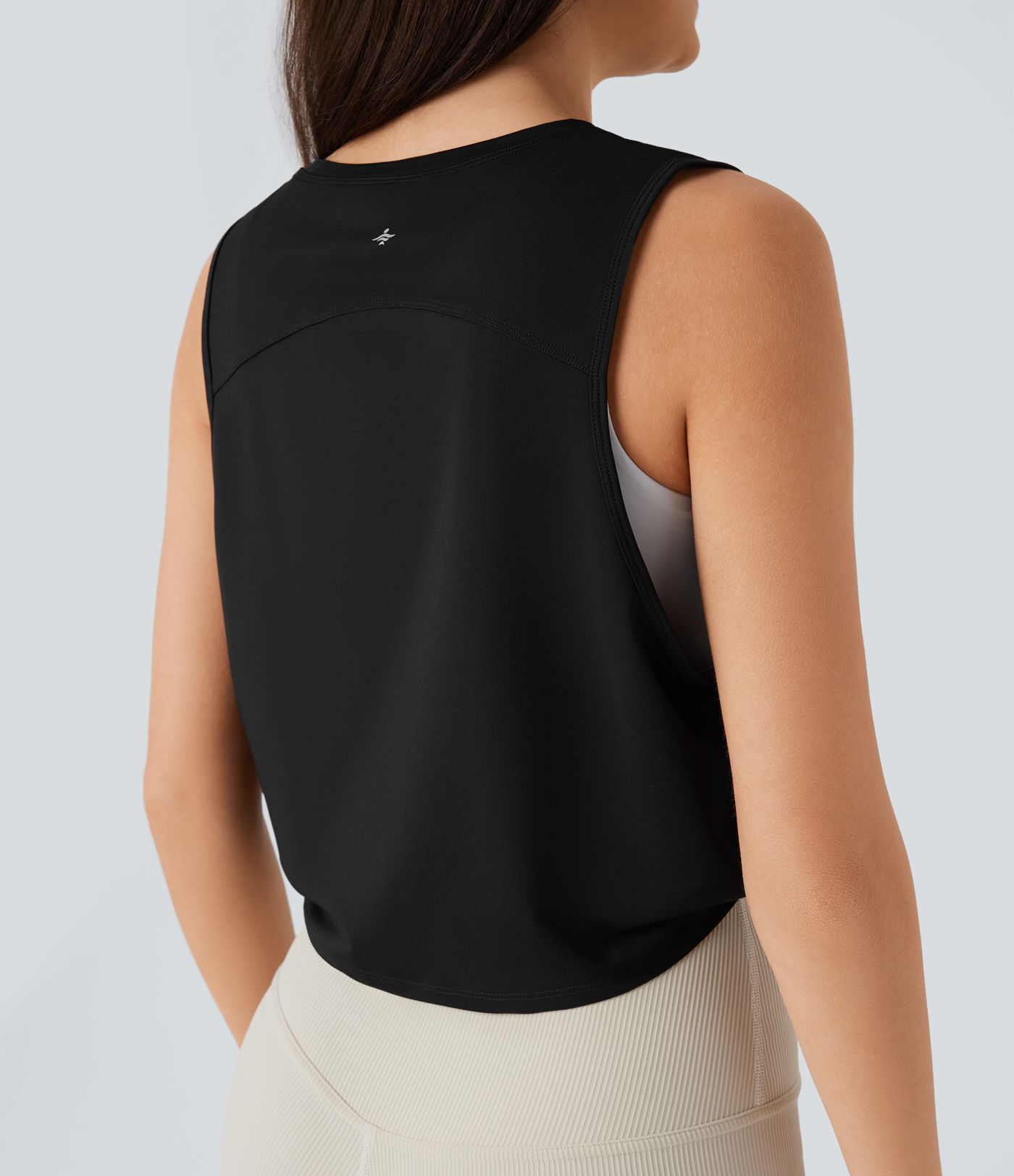 Round Neck Curved Hem Cropped Pickleball Tank Top