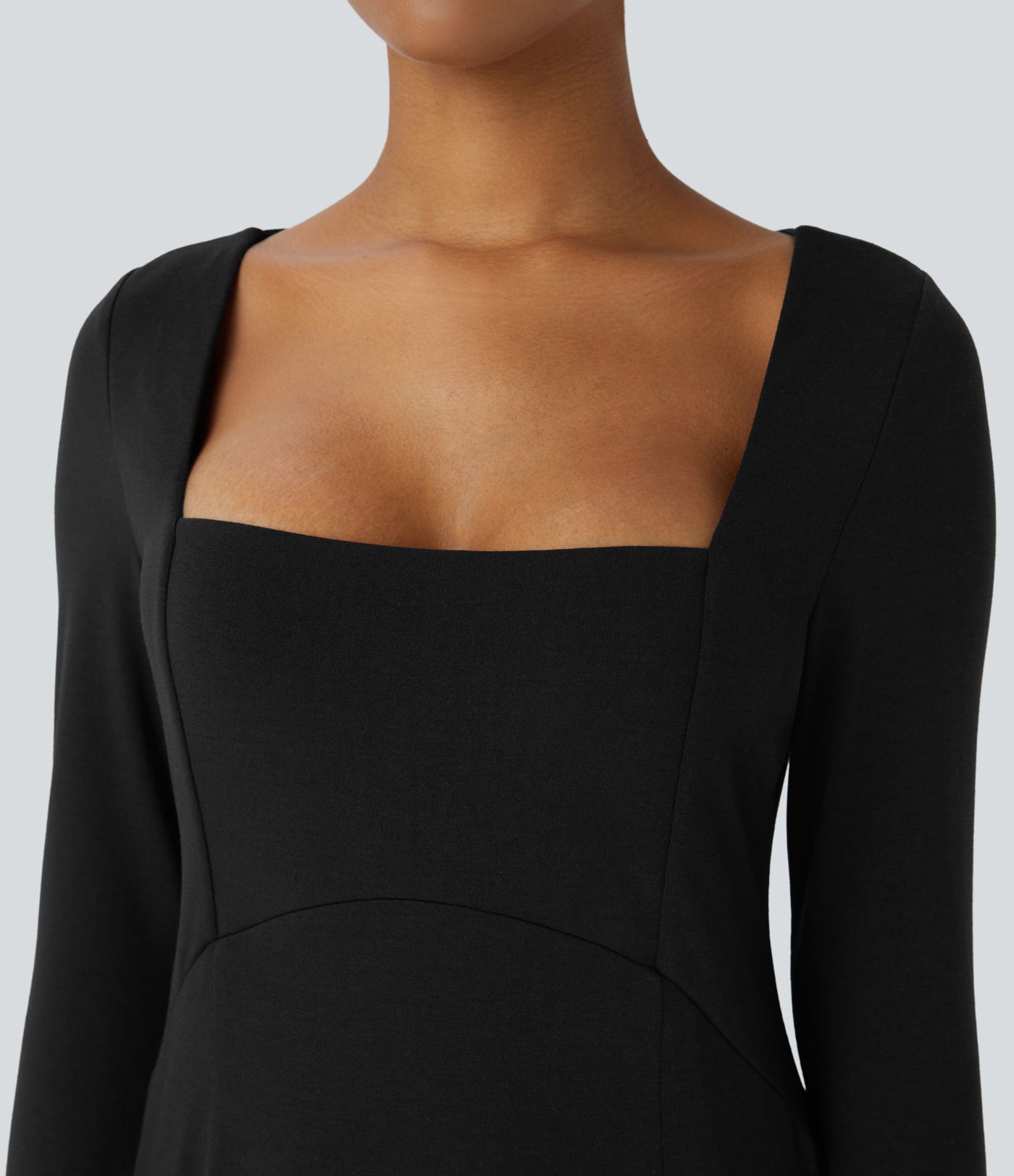 Robe longue évasée à col carré, manches longues et fente