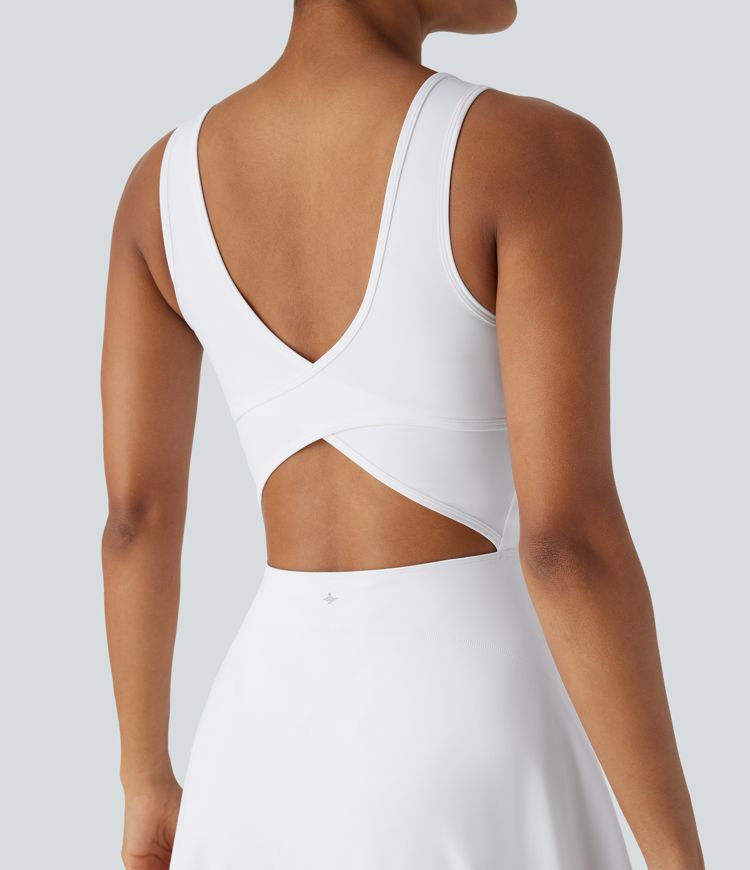 Softlyzero™ Airy Robe Sport de danse courte 2-en-1 avec dos nu croisé, encolure en U et poches latérales