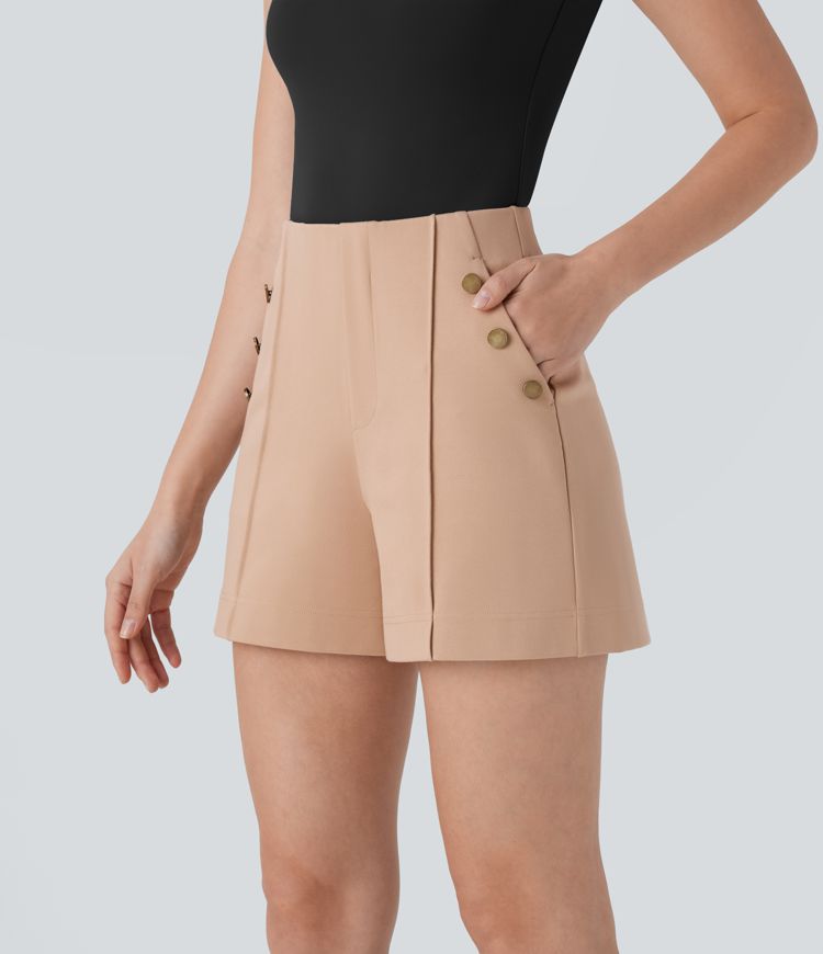 Short de tailleur taille haute à boutons décoratifs avec poches latérales