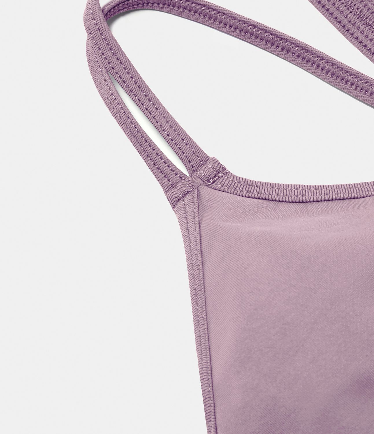 Rückenfreier, geraffter Sport-BH mit geringem Support, überkreuzten Doppelträgern und nahtlosem Flow - A-C Cups