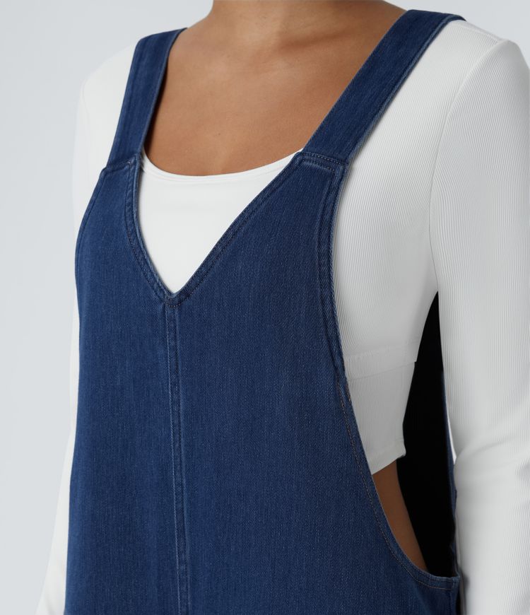 Salopette décontractée Halara Flex™ en denim extensible délavé, col V et poches latérales